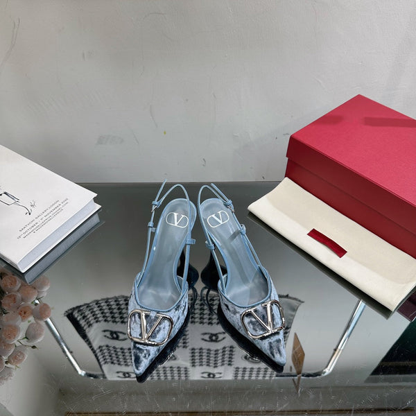 Vlogo Signature Slingback in pelle di vitello blu e velluto