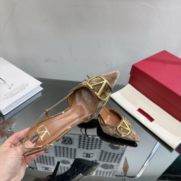 Vlogo Signature Slingback in pelle di vitello marrone e velluto