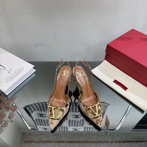 Vlogo Signature Slingback in pelle di vitello marrone e velluto