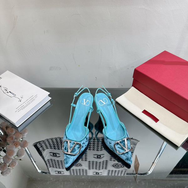 Vlogo Signature Slingback in pelle di vitello e velluto blu cielo