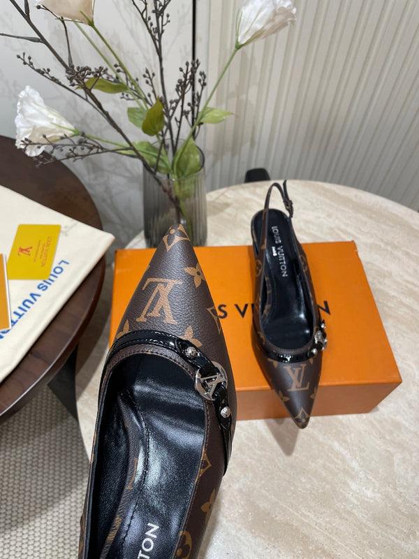 SLINGBACKS ALTI 5 CM IN PELLE DI VITELLO MONOGRAM MARRONE CIOCCOLATO