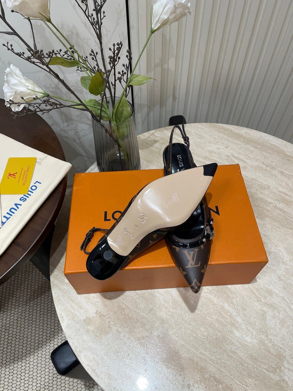 SLINGBACKS ALTI 5 CM IN PELLE DI VITELLO MONOGRAM MARRONE CIOCCOLATO