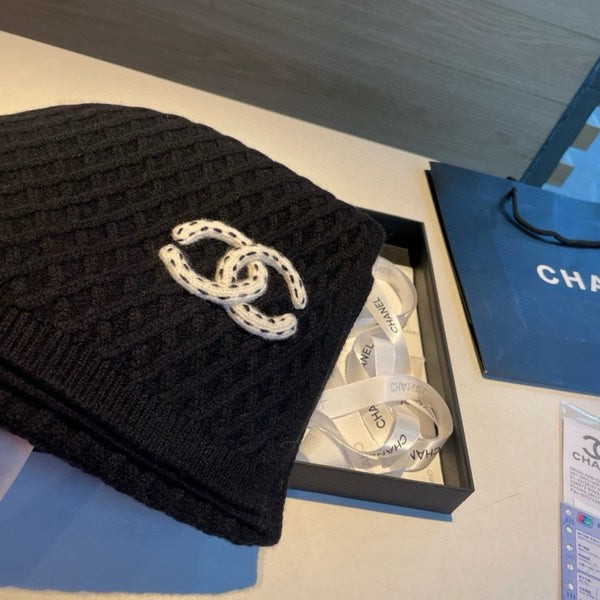 SCIARPA 170 CM IN CASHMERE NERO CON LOGO BIANCO 401989