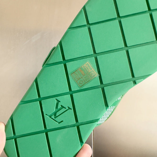 SANDALI LV VENICE MULÉ SLIDE MONOGRAM KELLY GREEN