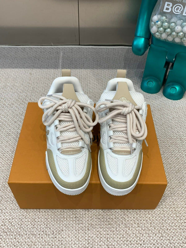 Sneaker da skate LV in tessuto a rete bianco misto beige
