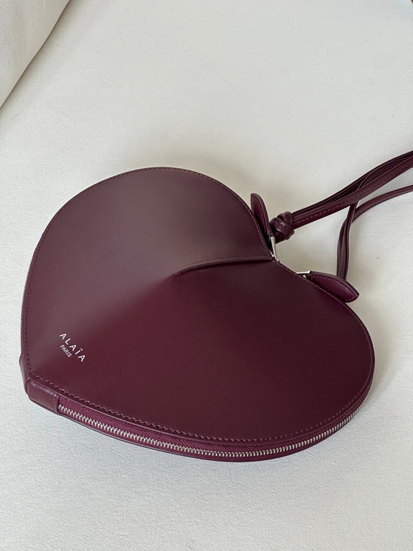 LE COEUR BAG 21 IN BURGUNDY RED CALFSKIN
