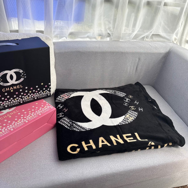 BLANKET IN BLACK MIX COLORFUL VELVET 152039