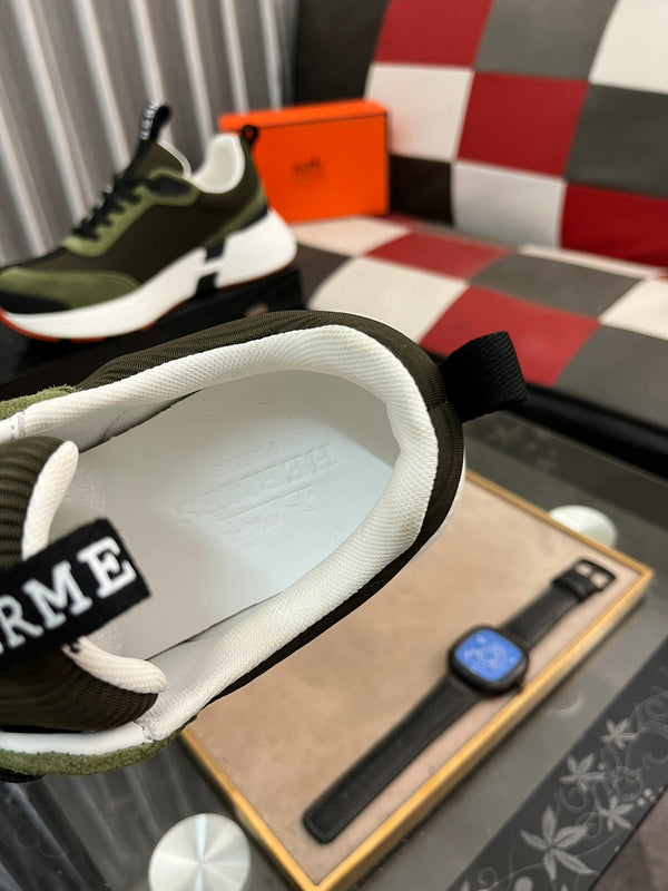 HM HUGO SNEAKER MOSS AND JUPITER WEAVE