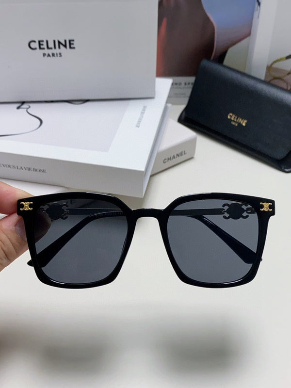 TRIOMPHE SUNGLASS 497820 IN GOLD METAL BLACK LENSES