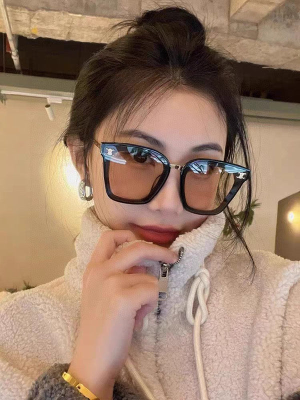 TRIOMPHE SUNGLASSES 548589 IN BLACK ACETATE GRADIENT SMOKE LENSES