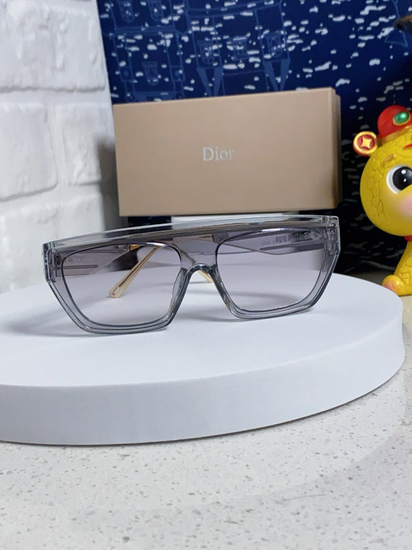 OCCHIALI DA SOLE MONTAIGNE CLUB M7U IN ACETATO GRIGIO TRASPARENTE