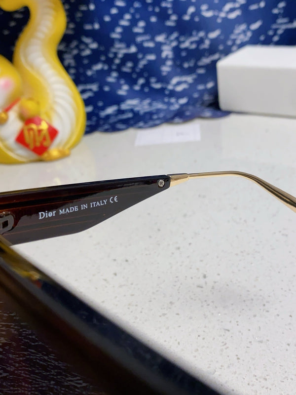 OCCHIALI DA SOLE MONTAIGNE CLUB M7U IN ACETATO MARRONE