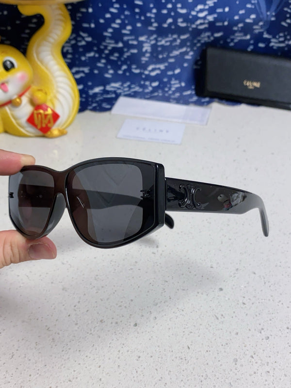 TRIOMPHE SUNGLASS 533221 IN BLACK ACETATE BLACK LOGO