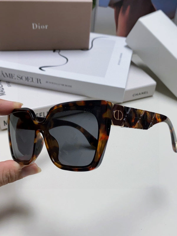 OCCHIALI DA SOLE LADY 95.22 S2F 571585 IN ACETATO AVANA LENTI GRIGIE