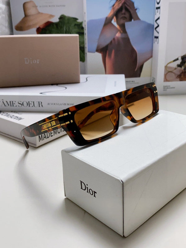 SIGNATURE SUNGLASS 571587 IN HAVANA ACETATE