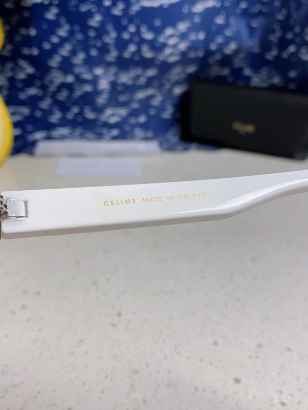 TRIOMPHE SUNGLASS 538530 IN WHITE ACETATE BLACK LENSES