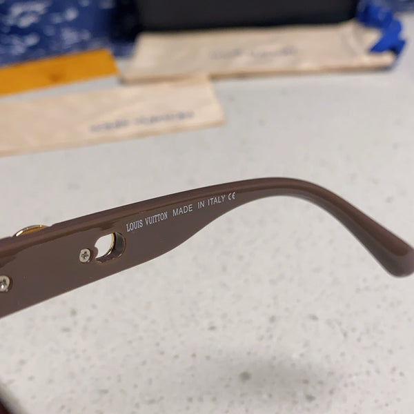 SQUARE SUNGLASSES 573319 IN BEIGE ACETATE BROWN SMOKE LENS