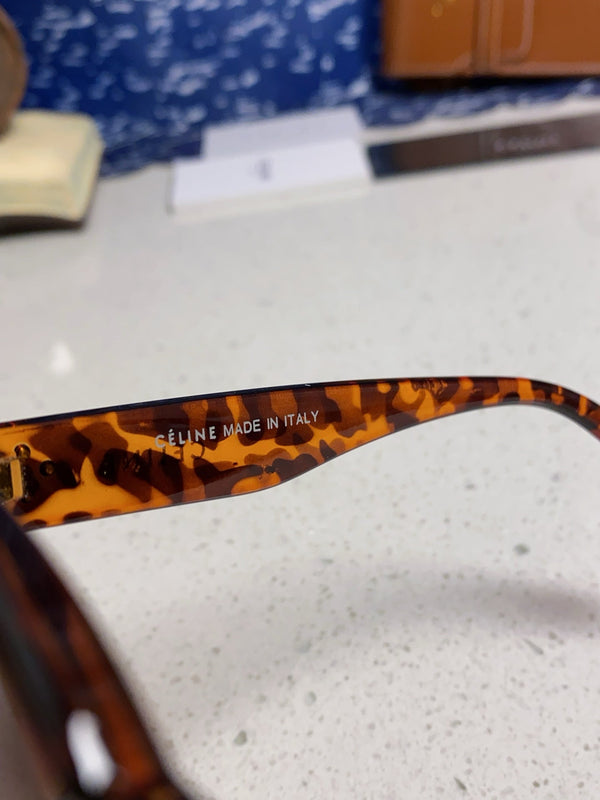 SQUARE SUNGLASS 575844 IN HAVANA ACETATE