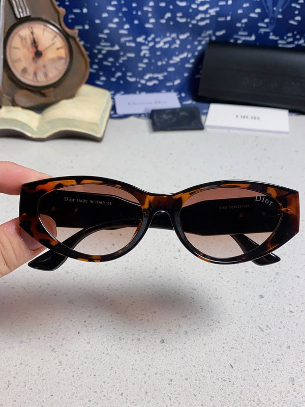 MONTAIGNE SUNGLASS 578114 IN HAVANA ACETATE