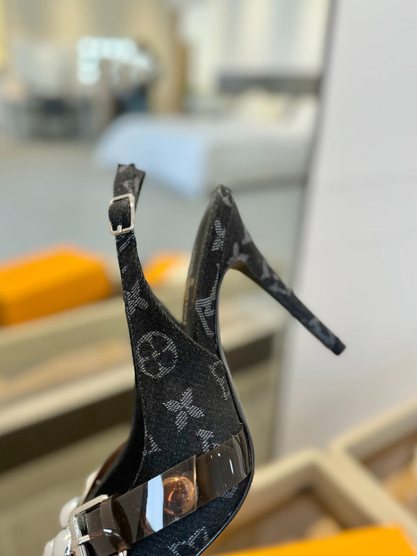 TACCO ALTO 95 MM IN DENIM NERO MONOGRAM CON CRISTALLI