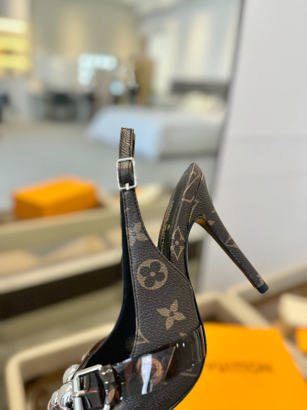 TACCO ALTO 95 MM IN VITELLO MONOGRAM MARRONE CIOCCOLATO CON CRISTALLI