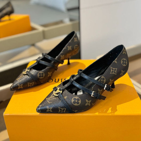 DÉCOLLETÉ ALTO 5 CM CON TRIPLO CINTURINO IN PELLE DI VITELLO MONOGRAM MARRONE CIOCCOLATO E CINTURINO NERO