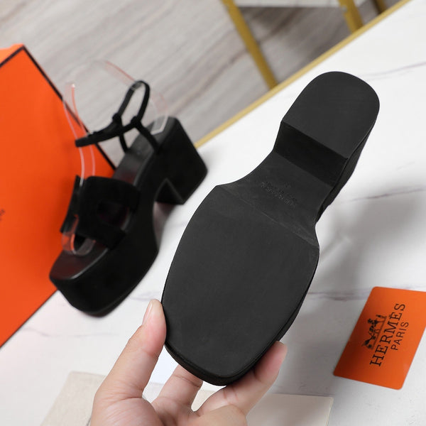 HM Jam 70 sandal In Black Velvet 120319