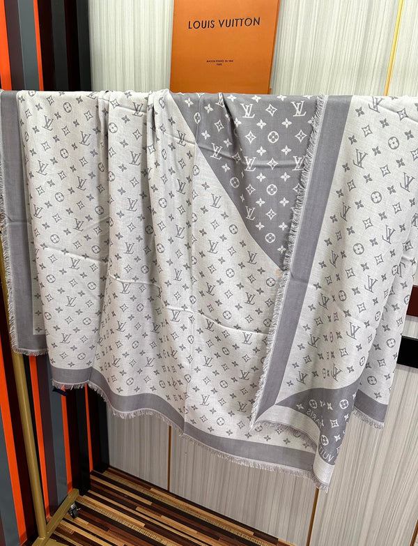 MONOGRAM 140 CM SQUARE SCARF IN STEEL GRAY MIX WHITE CASHMERE 391109