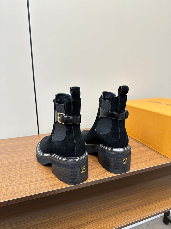 Stivaletto LV Beaubourg in pelle scamosciata nera