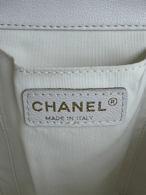 duma backpack 22cm white lambskin light gold hardware