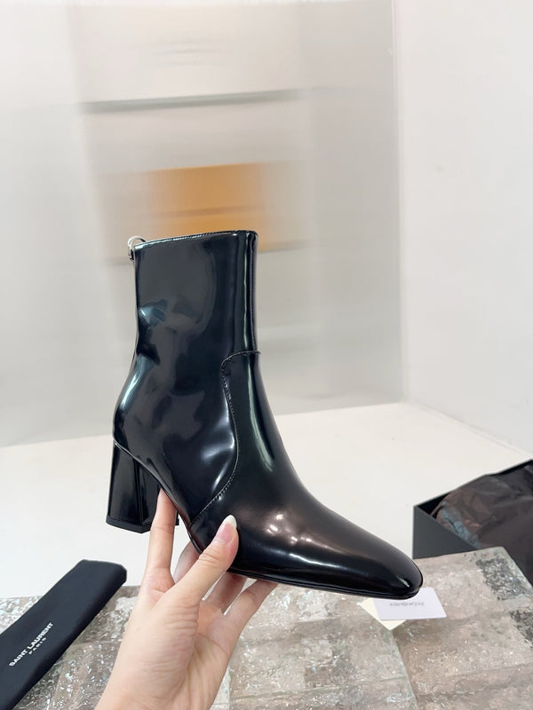 YSL 25 Short Boot Black Cowhide 522265