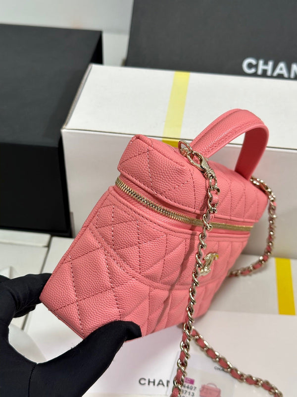 CC 25C Vanity Case 19.5cm Salmon Pink Calfskin Silver Hardware 243635