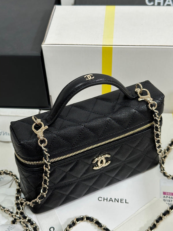 CC 25C Vanity Case 19.5cm Black Calfskin Light Gold Hardware 243640