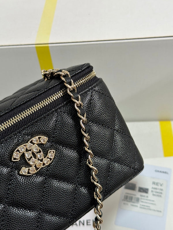 CC 25C Vanity Case 17cm Black Caviar Leather Heart Rhinestone Light Gold Hardware 243427