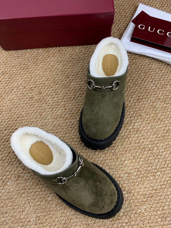 Gucci FW 25 Horsebit Suede Clog Dark Green Suede with Shearling 506446