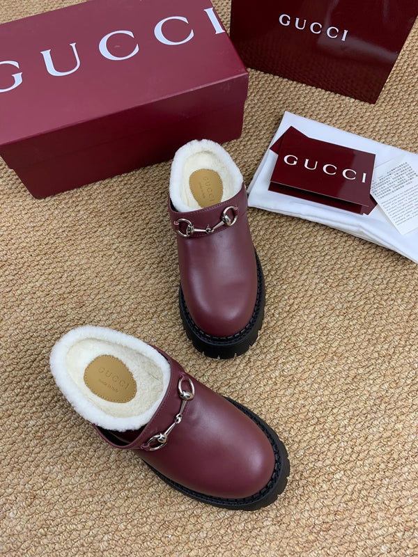 Gucci FW 25 Horsebit Suede Clog Deep Burgundy Leather with Shearling 506442