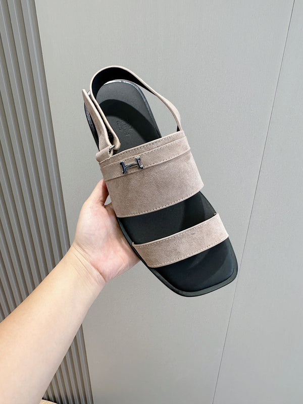 HM HENRIO FLAT SANDAL LIGHT GRAY SUEDE