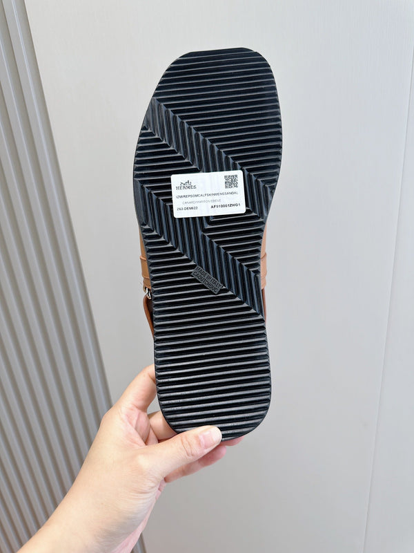 HM HENRIO FLAT SANDAL BLACK CALFSKIN