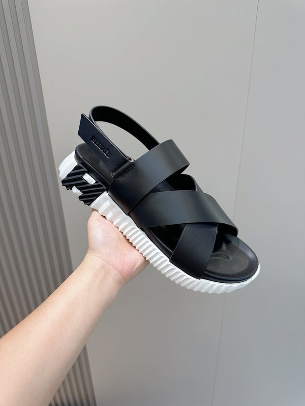 HM ELECTRIC SANDAL BLACK AND WHITE CALFSKIN