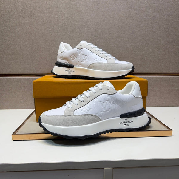 LV TRAINER SNEAKER WHITE EMBOSSED CALFSKIN AND GREY SUEDE
