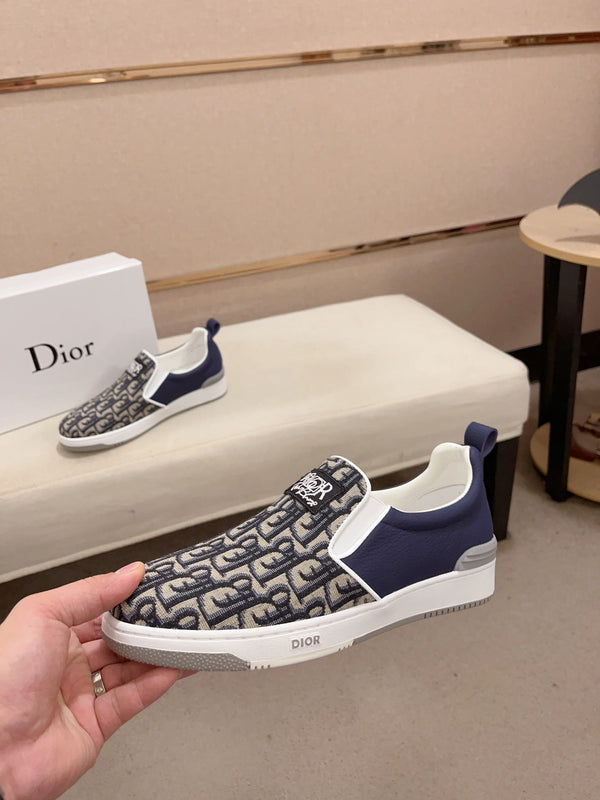 CD SOLAR SLIP-ON NAVY AND BEIGE JACQUARD