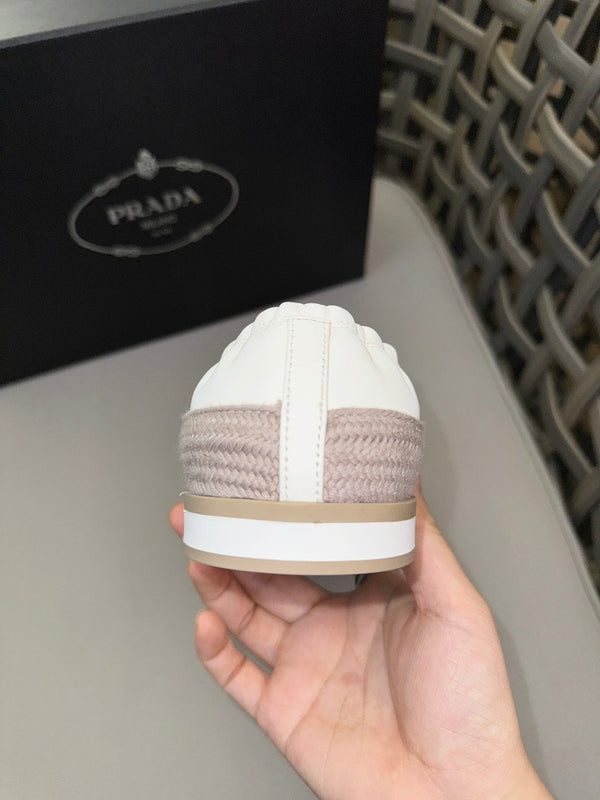 MOCASSINO PRA IN CAMOSCIO BIANCO EGG NOG