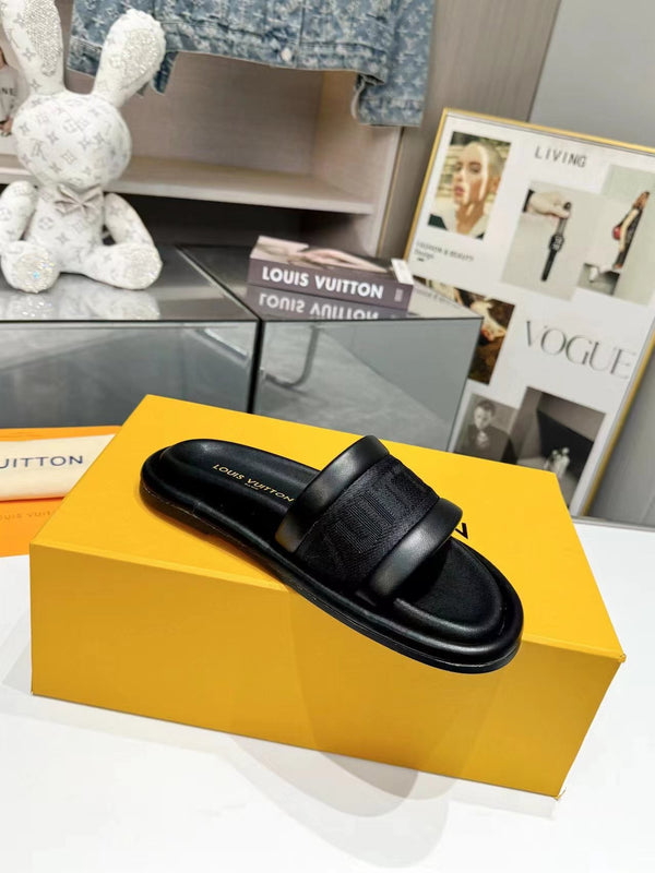 LV Bliss Flat Mule in tela nera e pelle di vitello