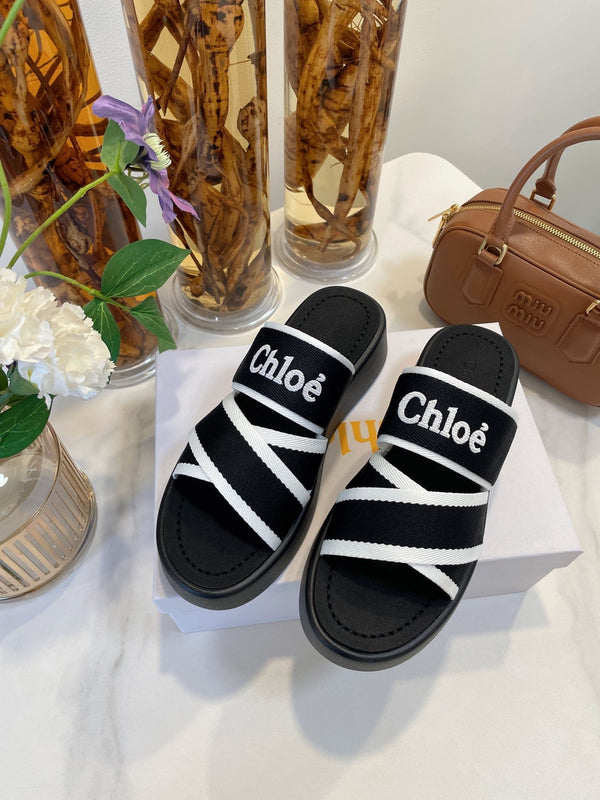 CHLOÉ WOODY WEDGE SANDALS IN BLACK MIX WHITE CANVAS WITH RUBBER SOLE