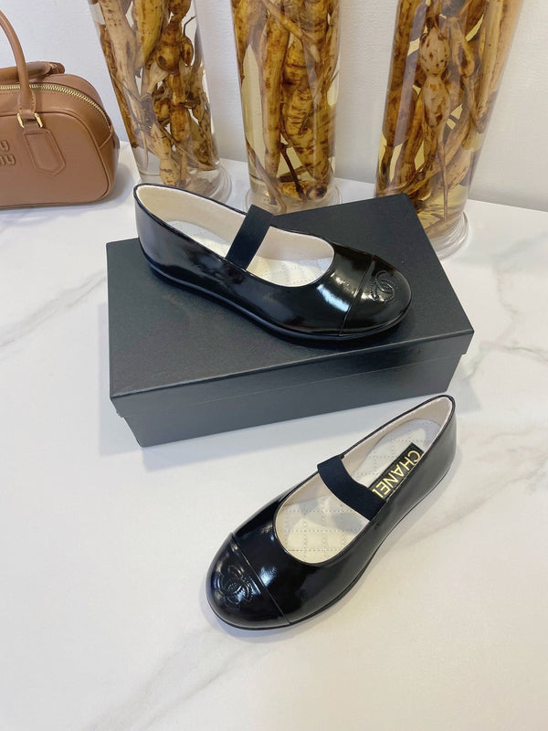 CC Mary Janes In Black Glossy Lambskin 144376