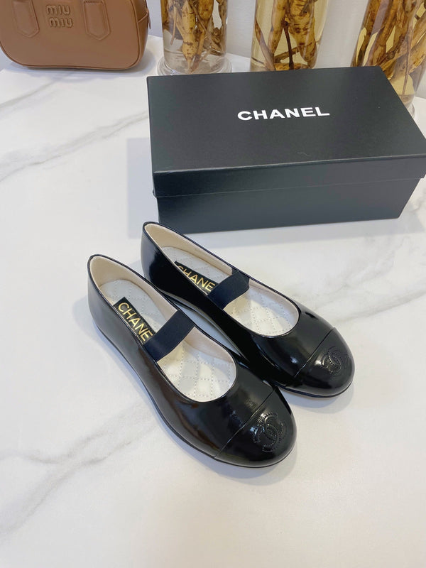 CC Mary Janes In Black Glossy Lambskin 144376