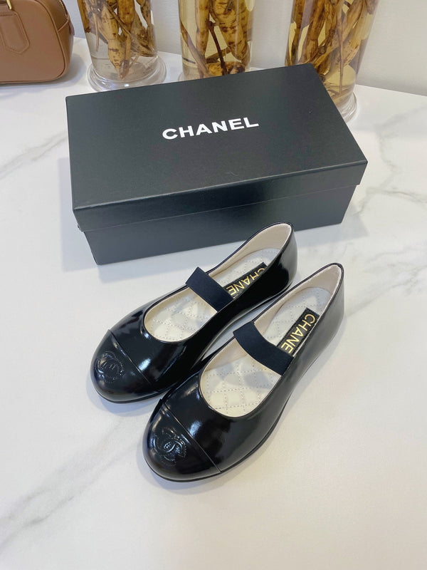 CC Mary Janes In Black Glossy Lambskin 144376