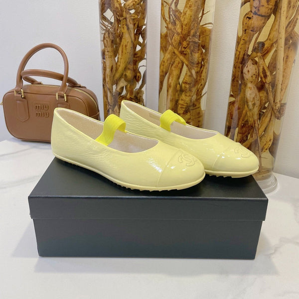 CC Mary Janes In Light Yellow Glossy Lambskin 144382