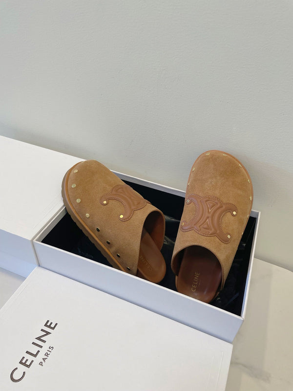 CL Pitea Clog in pelle di vitello scamosciata color cognac 319293