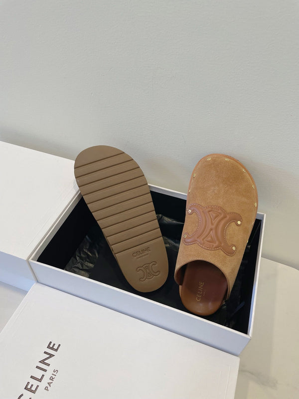 CL Pitea Clog in pelle di vitello scamosciata color cognac 319293